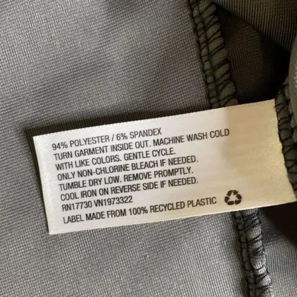 NEW WILD FABLE WOMEN'S PLUS GRAY 1/2 ZIP BACK VELVET FAUX WRAP DRESS SIZE 2X - Picture 9 of 9